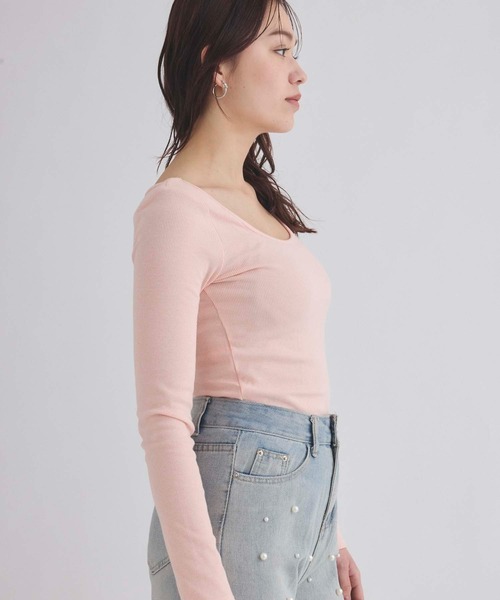 fifth(フィフス)の「カットリブ肩パッドプルオーバー(Tシャツ/カットソー・レディース・オフホワイト/ブラック/ベージュ/ピンク・M)」の6枚目の写真