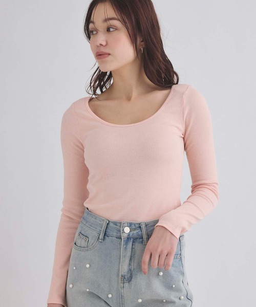 fifth(フィフス)の「カットリブ肩パッドプルオーバー(Tシャツ/カットソー・レディース・オフホワイト/ブラック/ベージュ/ピンク・M)」の5枚目の写真
