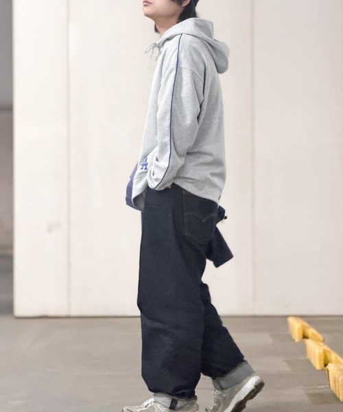 Levi's(リーバイス)の「【Levi's】「578」バギージーンズ (90年代復刻 / テーパードフィット / ストリートトレンド / ライトデニム)(デニムパンツ・メンズ・ダークインディゴブルー・32inch/30inch/28inch/34inch/36inch/31inch/29inch/33inch)」の20枚目の写真