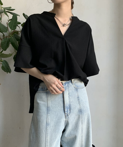DouDou(ドゥドゥ)の「【WEB限定】シルバーモチーフスキッパーブラウス(シャツ/ブラウス・レディース・グレイッシュベージュ/オフホワイト/ブラック・FREE)」の21枚目の写真