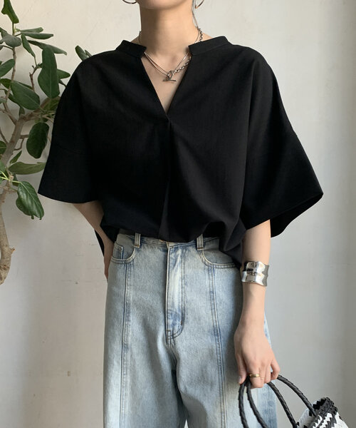 DouDou(ドゥドゥ)の「【WEB限定】シルバーモチーフスキッパーブラウス(シャツ/ブラウス・レディース・グレイッシュベージュ/オフホワイト/ブラック・FREE)」の20枚目の写真