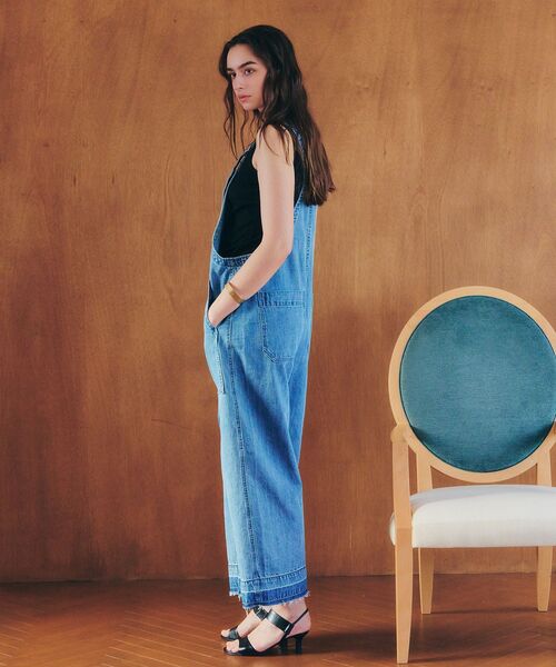 Editt by YECCA VECCA（エディットバイイェッカヴェッカ）の「綿麻デニムサロペット（サロペット/オーバーオール・レディース・インディゴブルー/ライトインディゴブルー・FREE）」の7枚目の写真