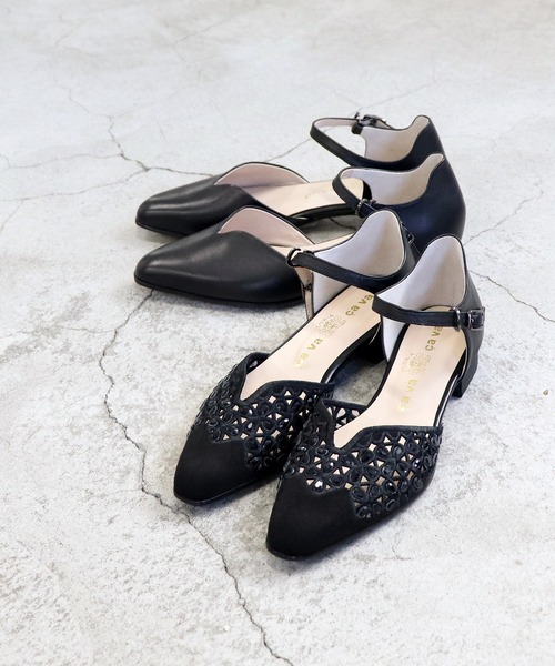 cava cava（サヴァサヴァ）の「ポインテッドセパレートパンプス　1320676（パンプス・レディース・ライトブルー/ブラック/ゴールド・24cm/23.5cm/23cm/22.5cm/24.5cm）」の10枚目の写真