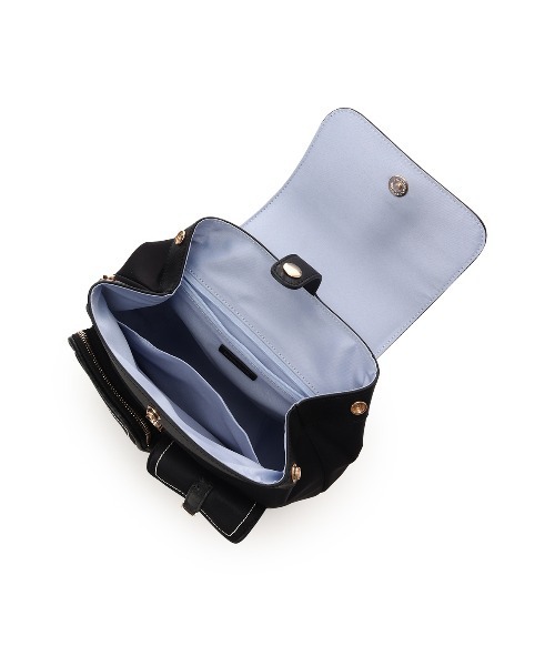 Samantha Thavasa(サマンサタバサ)の「ナイロン×合皮 リュック(バックパック/リュック・レディース・ベージュ/ブラック・FREE)」の5枚目の写真