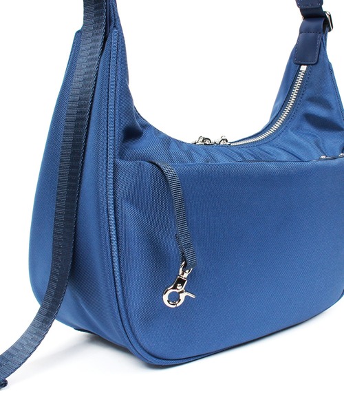 Beau're(ヴュレ)の「BEAURE Water Repellent ショルダー Bag(ショルダーバッグ・レディース・グレー/ブルー/ブラック・FREE)」の12枚目の写真