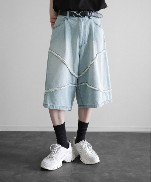 KUUUPY(クーピー)の「Fringe Baggy Half Denim Pants - フリンジバギーハーフデニムパンツ(デニムパンツ・メンズ・ブラック/ブルー・LARGE/MEDIUM/SMALL)」の16枚目の写真