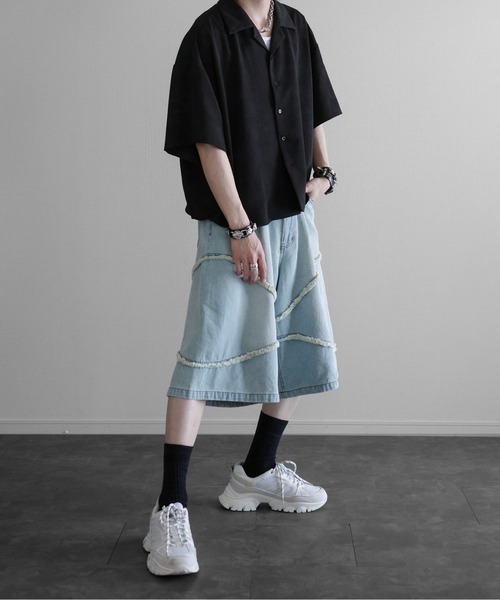 KUUUPY(クーピー)の「Fringe Baggy Half Denim Pants - フリンジバギーハーフデニムパンツ(デニムパンツ・メンズ・ブラック/ブルー・LARGE/MEDIUM/SMALL)」の21枚目の写真