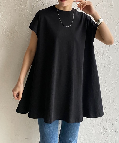 She's Closet(シーズクローゼット)の「綿コットン100%接触冷感オーバーサイズ半袖フレアTシャツ(Tシャツ/カットソー・レディース・チャコール/オフホワイト/ブラック/スモークピンク・FREE)」の1枚目の写真