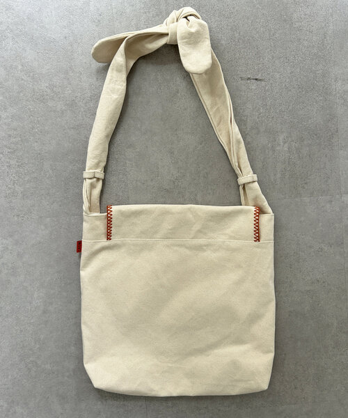 CPCM（シーピーシーエム）の「ステッチフラップショルダーバッグ（ショルダーバッグ・メンズ・ネイビー/ブラック/アイボリー/ブラック系その他・FREE）」の8枚目の写真