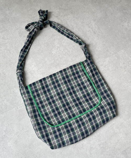 CPCM（シーピーシーエム）の「ステッチフラップショルダーバッグ（ショルダーバッグ・メンズ・ネイビー/ブラック/アイボリー/ブラック系その他・FREE）」の21枚目の写真