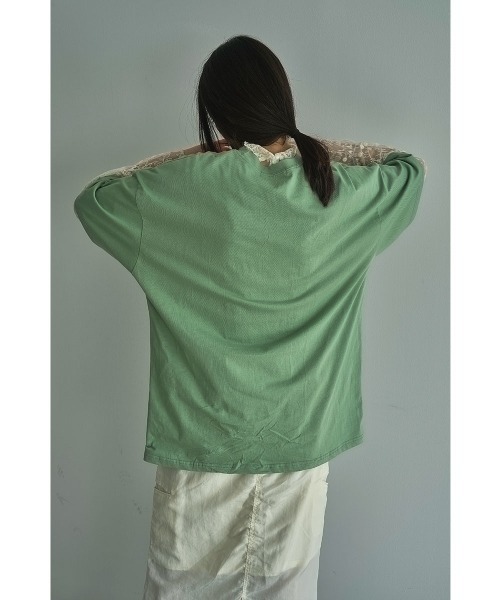 marjour（マージュール）の「LOGO OVER TEE（Tシャツ/カットソー・レディース・グリーン/ブルー・M）」の5枚目の写真