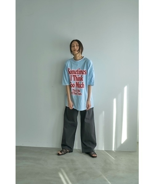 marjour（マージュール）の「LOGO OVER TEE（Tシャツ/カットソー・レディース・グリーン/ブルー・M）」の7枚目の写真