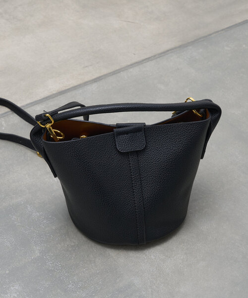 SHENERY（シーナリー）の「《ポーチ付き！》バケツバッグ（トートバッグ・レディース・オフホワイト/グリーン/ブラック・FREE）」の3枚目の写真