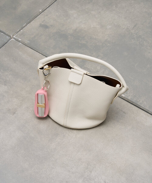 SHENERY（シーナリー）の「《ポーチ付き！》バケツバッグ（トートバッグ・レディース・オフホワイト/グリーン/ブラック・FREE）」の8枚目の写真