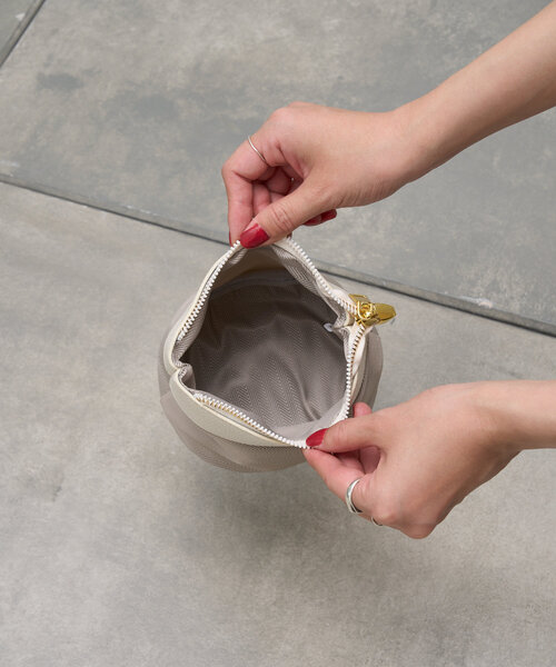 SHENERY（シーナリー）の「《ポーチ付き！》バケツバッグ（トートバッグ・レディース・オフホワイト/グリーン/ブラック・FREE）」の10枚目の写真