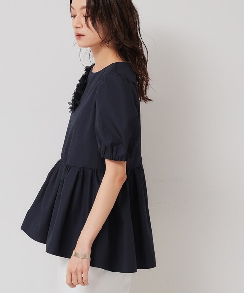 Sunauna（スーナウーナ）の「【接触冷感／ペプラム】コサージュ風ブラウス（シャツ/ブラウス・レディース・ライトパープル/ブルー/ネイビー・38/40）」の14枚目の写真