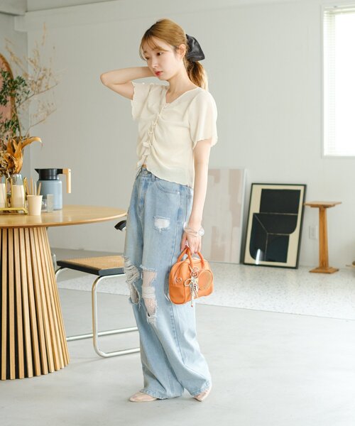 Kastane（カスタネ）の「*【4色展開/2WAY】フロントシャーリング半袖TEE（Tシャツ/カットソー・レディース・ネイビー/サックスブルー/ライム/アイボリー・FREE）」の10枚目の写真