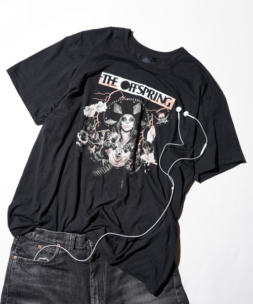 THRIFTY LOOK(スリフティールック)の「THRIFTY LOOK / スリフティールック THRIFTY "THE OFF SPRING" TEE オフスプリング ユーズド加工 バンドTシャツ バンT(Tシャツ/カットソー・メンズ・ブラック系その他/ブラック/ブラック系その他2・X-LARGE/XX-LARGE/LARGE)」の1枚目の写真