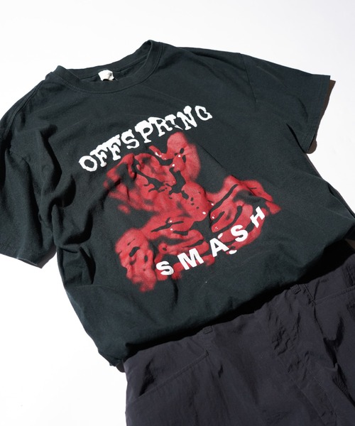 THRIFTY LOOK(スリフティールック)の「THRIFTY LOOK / スリフティールック THRIFTY "THE OFF SPRING" TEE オフスプリング ユーズド加工 バンドTシャツ バンT(Tシャツ/カットソー・メンズ・ブラック系その他/ブラック/ブラック系その他2・X-LARGE/XX-LARGE/LARGE)」の2枚目の写真