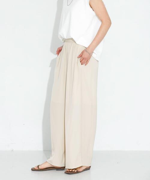 URBAN RESEARCH Sonny Label(アーバンリサーチサニーレーベル)の「ビンテージワッシャーイージーパンツ(その他パンツ・レディース・ベージュ/ダークブラウン/グレー・36/38)」の3枚目の写真