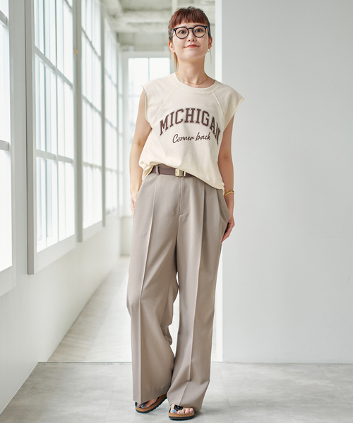 Spick & Span（スピックアンドスパン）の「ミニ裏毛ロゴノースリーブプルオーバー（Tシャツ/カットソー・レディース・ホワイト/チャコールグレー・FREE）」の4枚目の写真