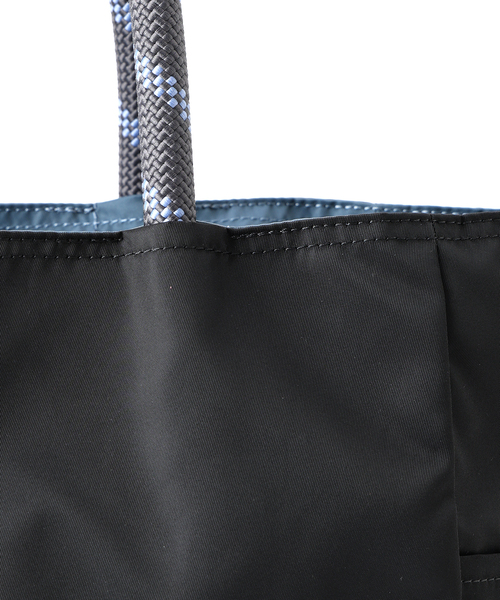 IENA(イエナ)の「《WEB限定》NOMADIS/ノマディス SAC2 W/16 リバーシブルトートバッグ(トートバッグ・レディース・ブラック・FREE)」の15枚目の写真