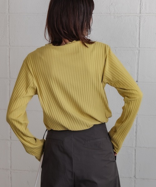 Bou Jeloud(ブージュルード)の「スリーブリブカットソー(Tシャツ/カットソー・レディース・ブラック/アイボリー/ライトグリーン/グレイッシュベージュ・M/L)」の22枚目の写真