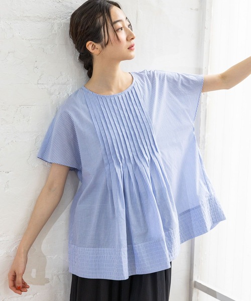 niko and...(ニコアンド)の「ピンタックベーシックブラウス(シャツ/ブラウス・レディース・オフホワイト/ブラック/ブルー・FREE)」の6枚目の写真