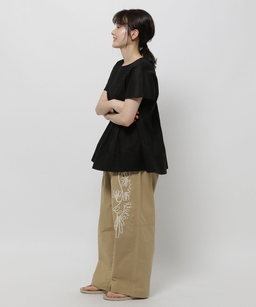 niko and...(ニコアンド)の「ピンタックベーシックブラウス(シャツ/ブラウス・レディース・オフホワイト/ブラック/ブルー・FREE)」の11枚目の写真