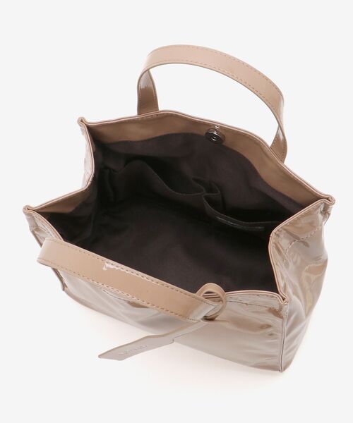 le.coeur blanc（ルクールブラン）の「エナメルトートバッグS（トートバッグ・レディース・ベージュ/ダークグレー・FREE）」の19枚目の写真