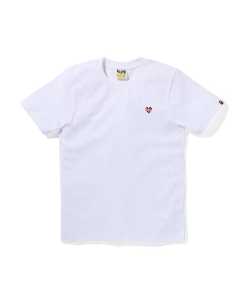 A BATHING APE(アベイシングエイプ)の「BAPE HEART ONE POINT TEE(Tシャツ/カットソー・レディース・ホワイト/ブラック・X-SMALL/SMALL/MEDIUM)」の1枚目の写真