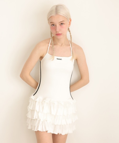 Seemi. byNICECLAUP（ シーミーバイナイスクラップ）の「【Seemi.】刺繍入りフリルチュニック（チュニック・レディース・杢グレー/ブラック/ホワイト・FREE）」の2枚目の写真