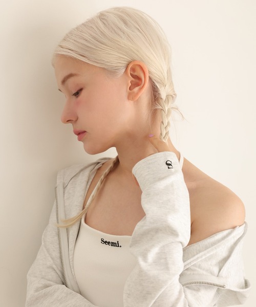 Seemi. byNICECLAUP（ シーミーバイナイスクラップ）の「【Seemi.】刺繍入りフリルチュニック（チュニック・レディース・杢グレー/ブラック/ホワイト・FREE）」の5枚目の写真