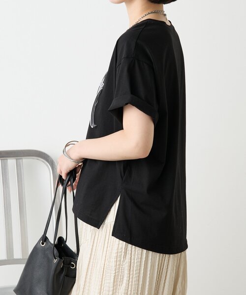 Jena espace merveilleux(ジェナ エスパスメルヴェイユ)の「ラインテープロゴカットソー(Tシャツ/カットソー・レディース・チャコールグレー/ブラック/オフホワイト・FREE)」の20枚目の写真