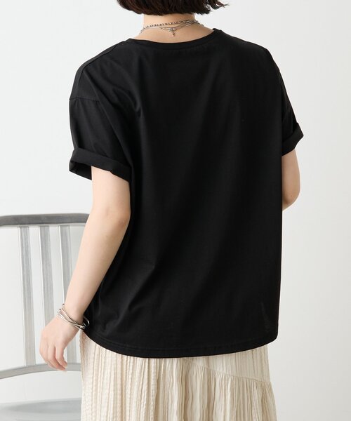 Jena espace merveilleux(ジェナ エスパスメルヴェイユ)の「ラインテープロゴカットソー(Tシャツ/カットソー・レディース・チャコールグレー/ブラック/オフホワイト・FREE)」の21枚目の写真