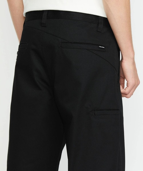 VOLCOM(ボルコム)の「【VOLCOM/ボルコム】 Frickin Skate Chino Pants /テーパードチノパンツ(チノパンツ・メンズ・ブラック・28inch/30inch/32inch/34inch)」の4枚目の写真
