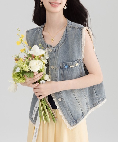 gossip!ロサンゼルス(ゴシップロサンゼルス)の「ガーリーレース デニムベスト(ベスト・レディース・ライトブルー・M/L)」の20枚目の写真