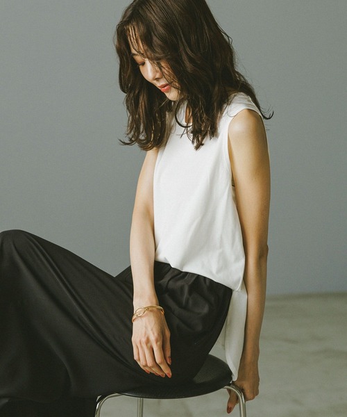 GLOBAL WORK（グローバルワーク）の「快適裾ラウンドプルオーバーノースリーブ/577922（Tシャツ/カットソー・レディース・ブラウン/ブラック/オフホワイト/ピンク・MEDIUM/LARGE）」の2枚目の写真