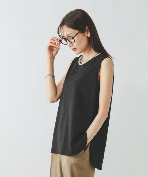 GLOBAL WORK（グローバルワーク）の「快適裾ラウンドプルオーバーノースリーブ/577922（Tシャツ/カットソー・レディース・ブラウン/ブラック/オフホワイト/ピンク・MEDIUM/LARGE）」の3枚目の写真