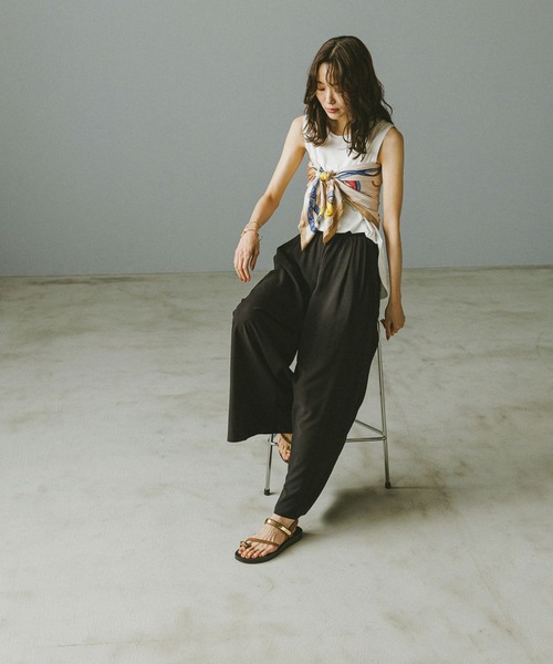 GLOBAL WORK（グローバルワーク）の「快適裾ラウンドプルオーバーノースリーブ/577922（Tシャツ/カットソー・レディース・ブラウン/ブラック/オフホワイト/ピンク・MEDIUM/LARGE）」の7枚目の写真