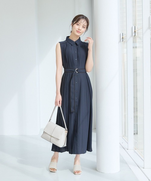 Andemiu(アンデミュウ)の「アソートプリーツワンピース577422(ワンピース・レディース・ネイビー/ブラウン/グレー/オフホワイト/ブラック・FREE)」の9枚目の写真