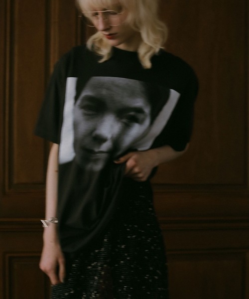 BAYFLOW(ベイフロー)の「【EF(エフ)】Bjork フォトTEE(WOMEN)(Tシャツ/カットソー・レディース・ホワイト/ブラック・MEDIUM/LARGE)」の20枚目の写真