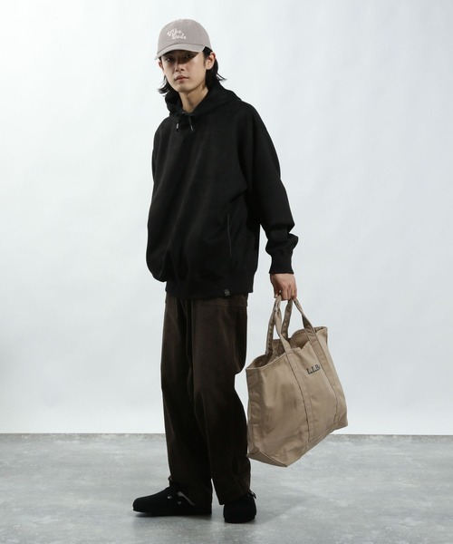 BAYFLOW(ベイフロー)の「フェード刺繍ロゴCAP(キャップ・メンズ・ベージュ/チャコール/グリーン・FREE)」の4枚目の写真