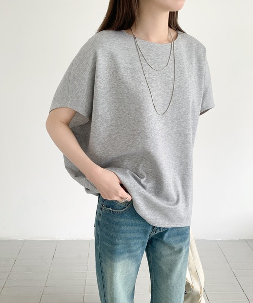 by LEGNA(バイレグナ)の「コクーン半袖トップス(Tシャツ/カットソー・レディース・ブラック/ダークグレー/アイボリー/杢グレー/グレー系その他/グレイッシュベージュ/ブラック系/グレー系/ベージュ系/アイボリー系/ブラウン系・FREE)」の5枚目の写真