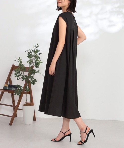 GALLORIA(ギャローリア)の「はっ水 サックワンピース(ワンピース・レディース・ブラック/ブラウン・S/M/L/LL)」の3枚目の写真