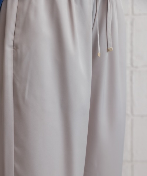 Bou Jeloud（ブージュルード）の「シャイニーリラックスパンツ（その他パンツ・レディース・ブラック/グレー/ホワイト系その他・FREE）」の13枚目の写真