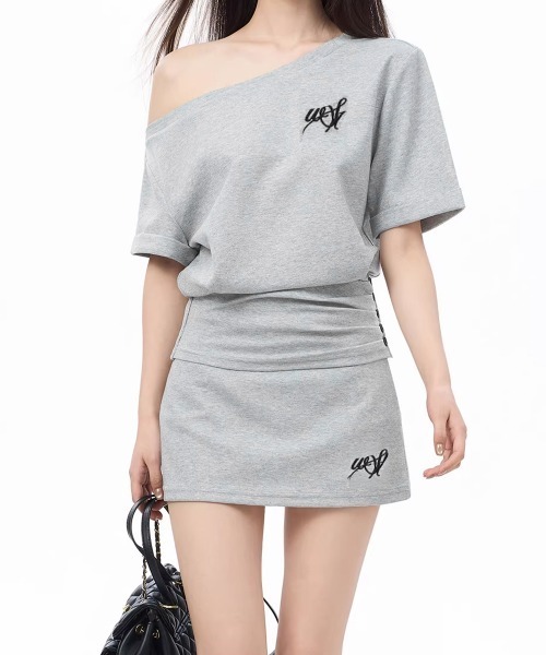 Miniministore(ミニミニストア)の「ガーリーセットアップ ワンオフショルダー(セットアップ・レディース・グレー・L/XL/M)」の15枚目の写真