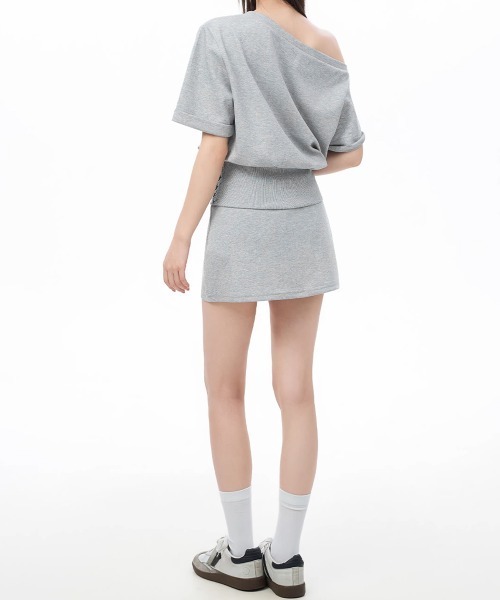 Miniministore(ミニミニストア)の「ガーリーセットアップ ワンオフショルダー(セットアップ・レディース・グレー・L/XL/M)」の13枚目の写真