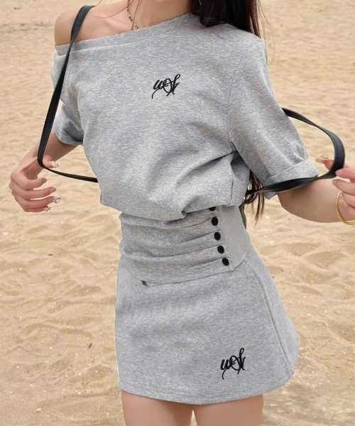 Miniministore(ミニミニストア)の「ガーリーセットアップ ワンオフショルダー(セットアップ・レディース・グレー・L/XL/M)」の11枚目の写真