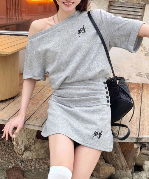 Miniministore(ミニミニストア)の「ガーリーセットアップ ワンオフショルダー(セットアップ・レディース・グレー・L/XL/M)」の10枚目の写真